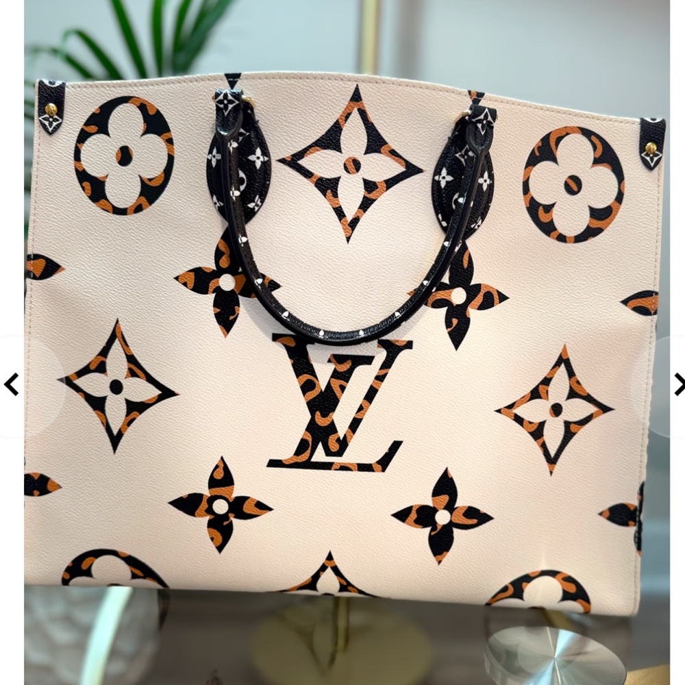Unused Louis Vuitton Jungle On the Go GM